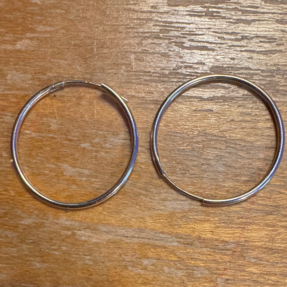 Elegant 14k gold Hoop Earrings